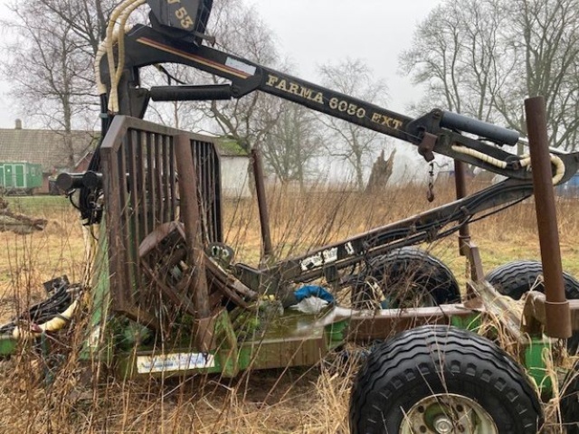 1299698-2 Skogsvagn Farma 9-60D