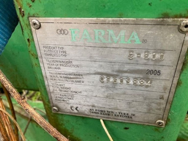 1299698-8 Skogsvagn Farma 9-60D