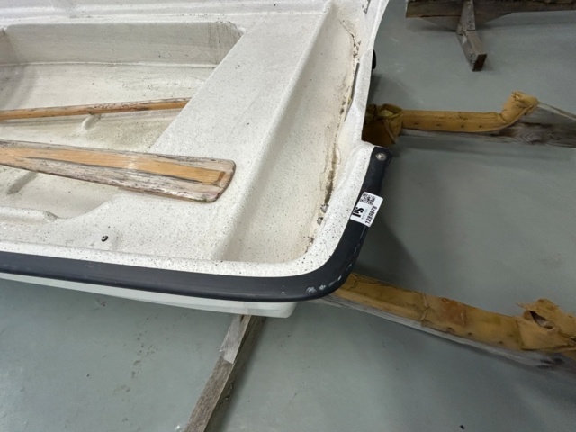 1289878-7 Rowing boat Cremo 385R