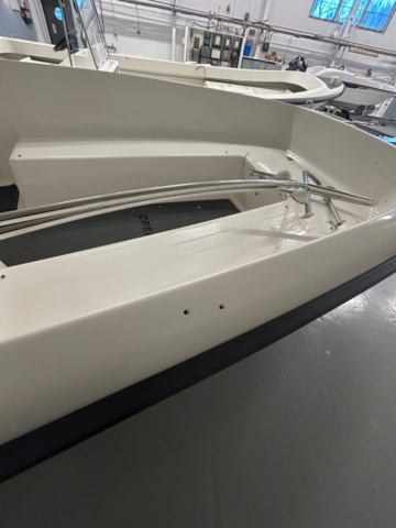 1289877-16 Boat Cremo 490SC