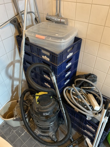 1286259-5 Dammsugare och diverse städutrustning - Parkside PWD 25A2