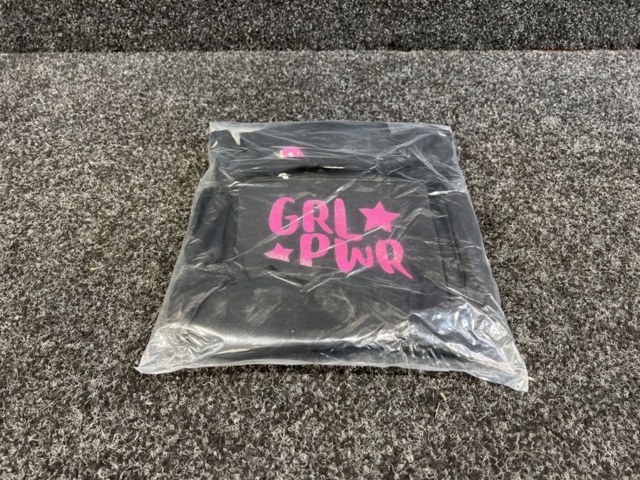 1301808-2 25 pcs Backpacks "Girl power"