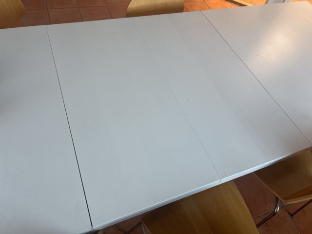 1278105-16 Samling med diverse möbler, inredning och köksgeråd