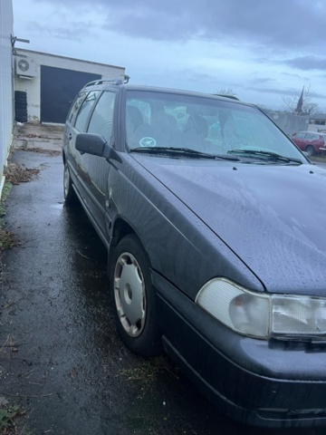 1302101-13 Volvo V70 2.4 Manual, 140hp, 2000