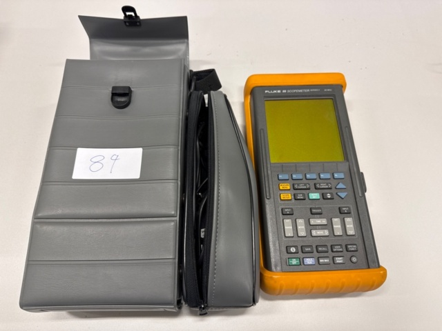 1300996-1 Fluke 99 Scopemeter series II 50 MHz (89)