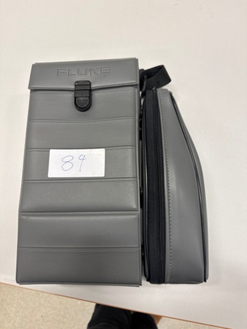 1300996-4 Fluke 99 Scopemeter series II 50 MHz (89)