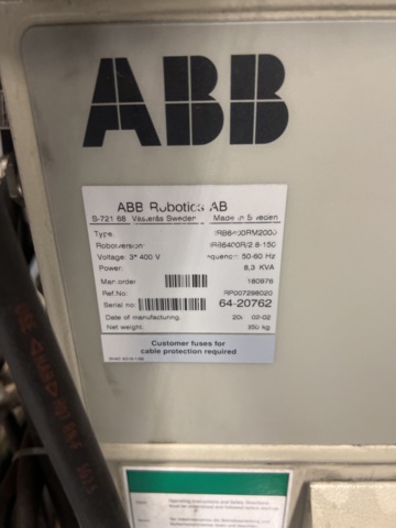 1278163-7 Industrirobotar 2st med elskåp - ABB