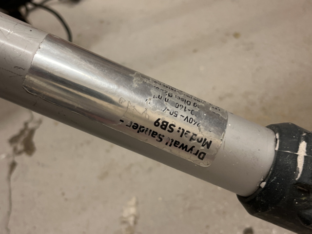 1303379-4 Giraffe grinder and vacuum cleaner - AGP/Nilfisk