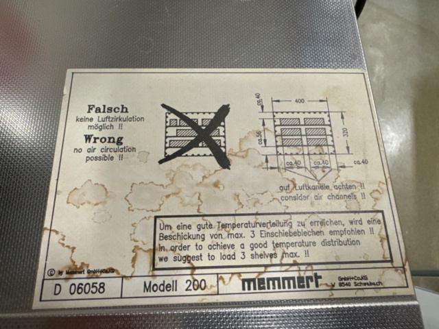 1305487-3 Memmert oven, Model 200 (181)