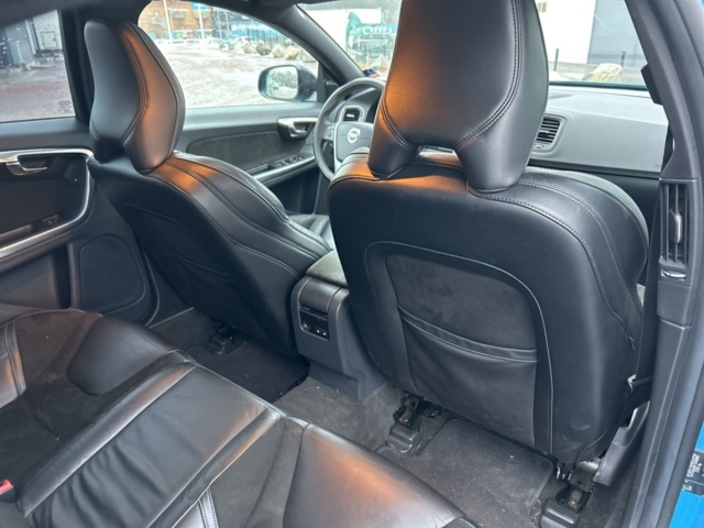 1286352-38 Volvo S60 Polestar T6 AWD Powershift, 351hk, 2015