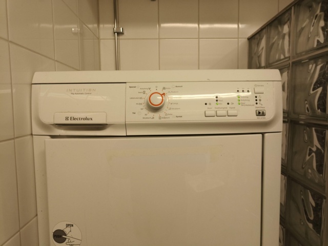 1267564-3 Tvättmaskin och torktummlare