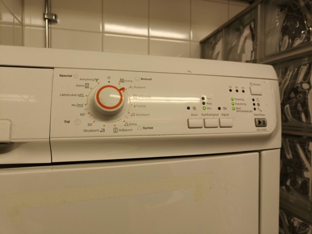 1267564-5 Tvättmaskin och torktummlare