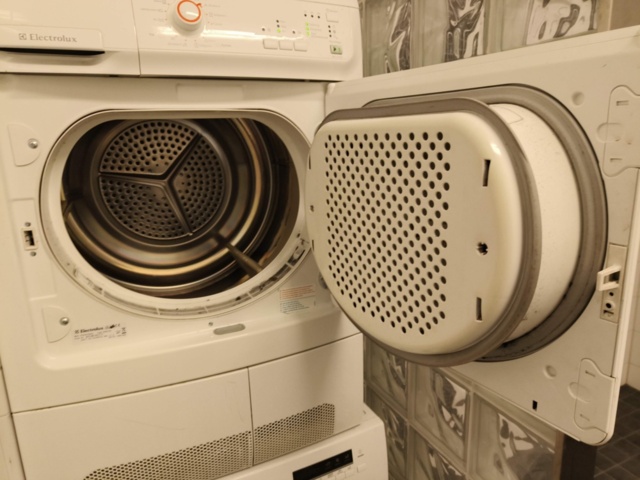 1267564-7 Tvättmaskin och torktummlare