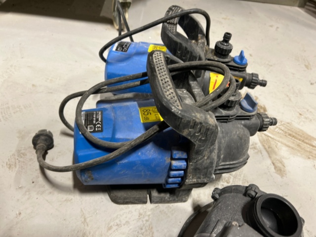 1284357-6 3pcs Water pumps - DXD, Biltema