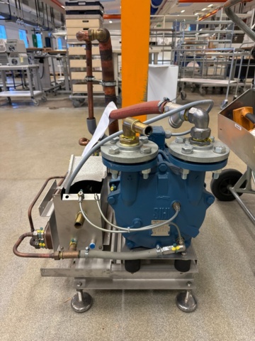 1306572-2 Sterling fluid system, pump system