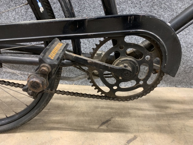 1306945-25 Swiss Army Bike 26"