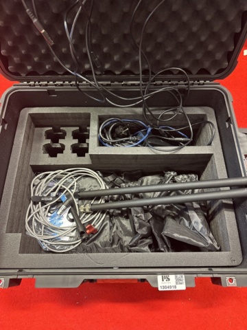 1304918-4 Trådlöst Intercomsystem med tillbehör i pelicase - Hollyland Solidcom M1