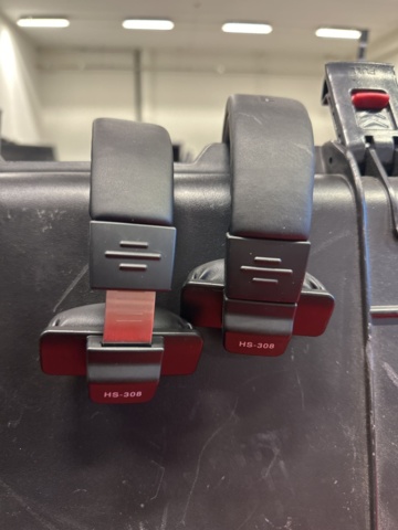 1304918-9 Trådlöst Intercomsystem med tillbehör i pelicase - Hollyland Solidcom M1