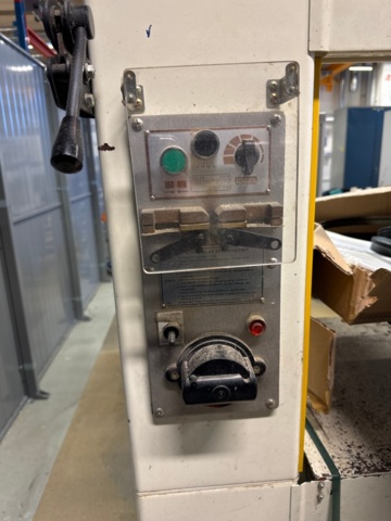 1309160-5 FUHO VBS-1610 vertical band saw (25)