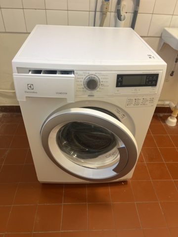 1278367-2 Washing machine Electrolux EWF1687HDW