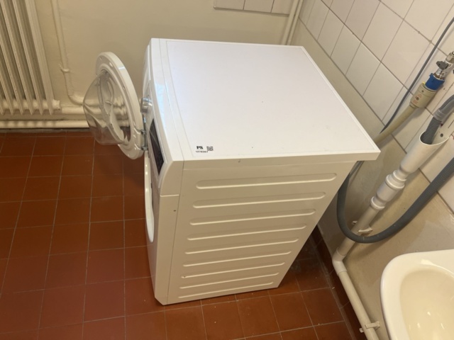 1278367-7 Washing machine Electrolux EWF1687HDW