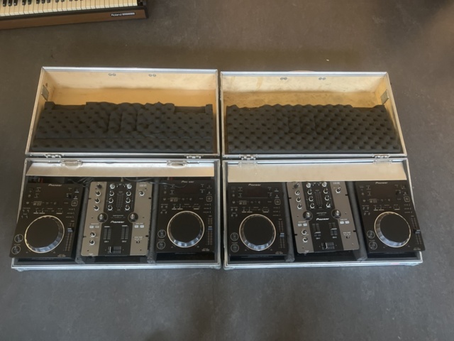 DJ kit 2 pcs - Pioneer CDJ-350 / DJM-250 - PS Auction - We value