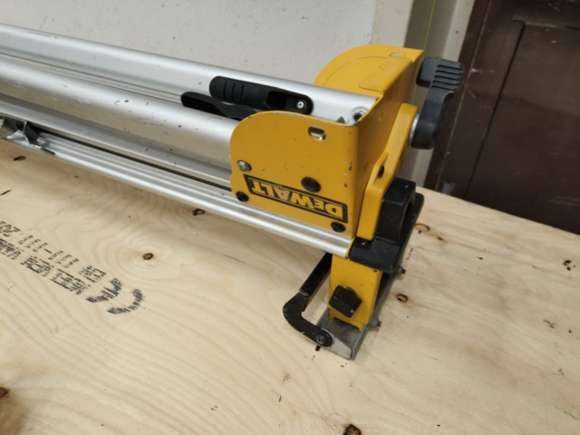 1288698-14 Miter saw DeWalt DW718-QS
