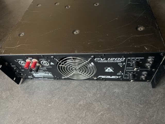 1278382-4 Power amplifier Peavey PV 1200 600Wx2