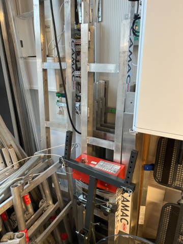 1303399-2 Panel lift - Camac Escalera Driver 100