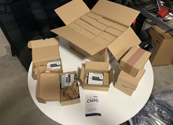 1303409-1 Solar power meters (new) approx. 18 pcs - CheckWatt CM10