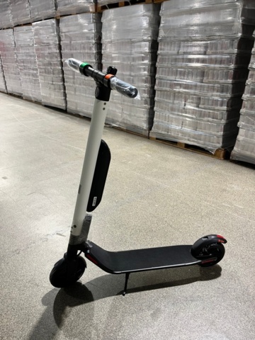 1310394-1 Segway ES4 Professional