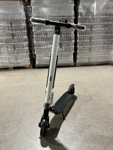 1310394-2 Segway ES4 Professional