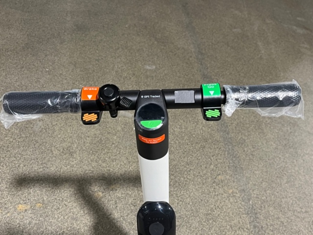 1310394-9 Segway ES4 Professional