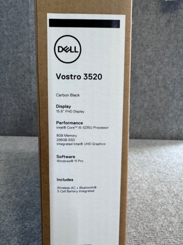 1305990-4 Laptop, Dell Vostro 3520 - New in box