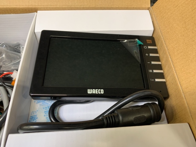 1310969-8 Reversing camera LCD monitor 5" Waeco PerfectView M55L