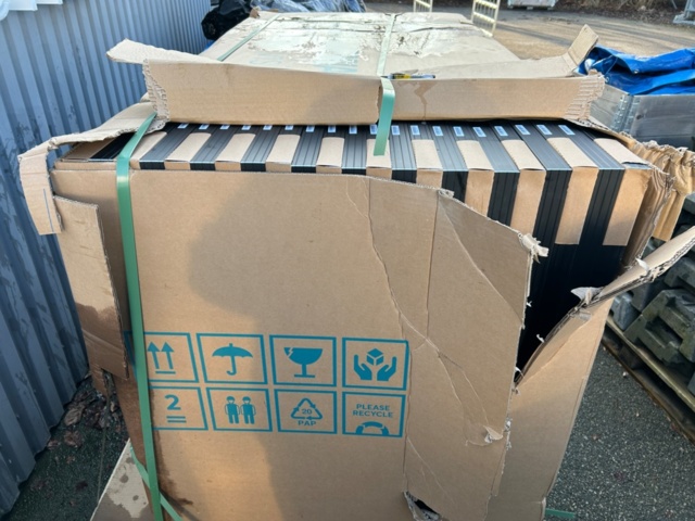 1225427-5 23 solar panels