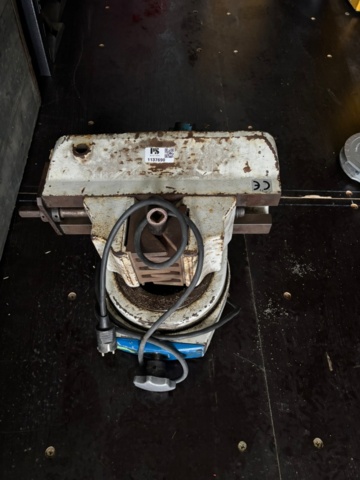 1137690-3 Pipe cutter Georg Fischer with stand