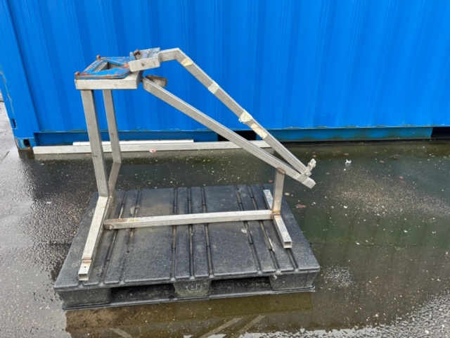 1137690-10 Pipe cutter Georg Fischer with stand