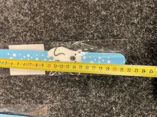 1313383-4 Approximately 500 pieces of "Polar Bear" bracelets, Girl:IT