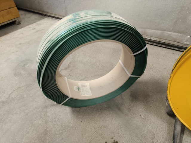 1288910-7 Strapping machine and trolley