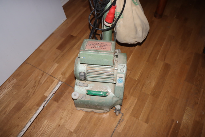 1174109-4 Golvslip Lägler Profit