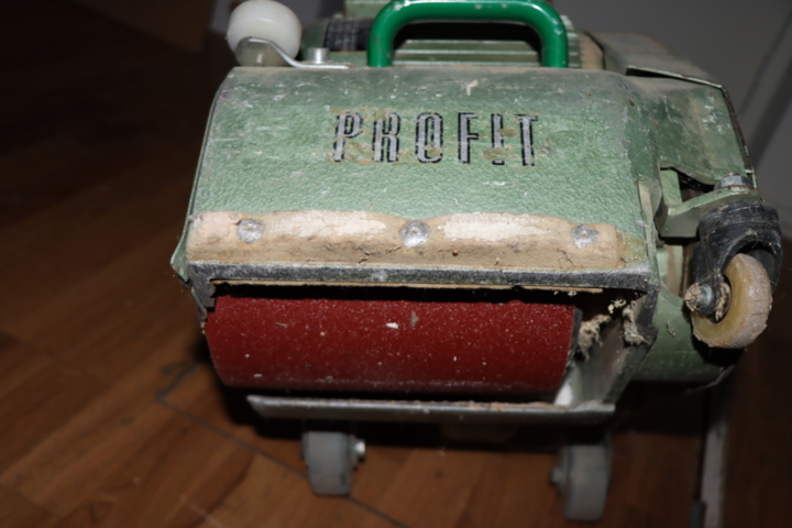 1174109-7 Golvslip Lägler Profit