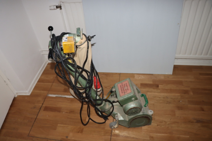 1174109-9 Golvslip Lägler Profit