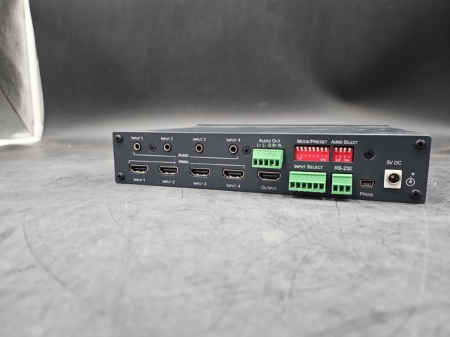 1314201-3 Auto Switcher Kramer, VS-411UHD - Frakt ingår