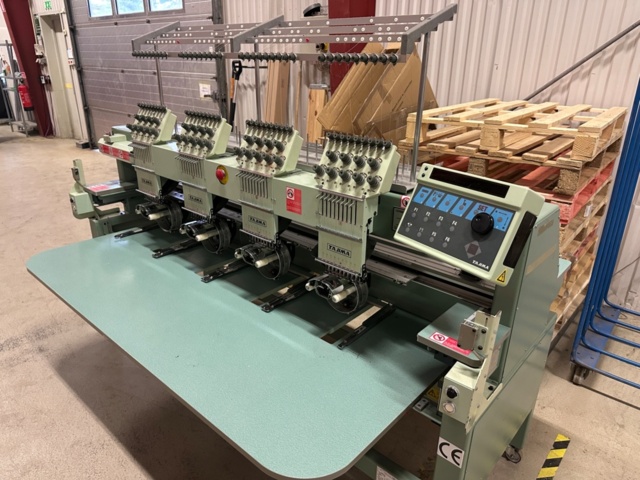 1284836-3 Embroidery machine Tajima TMFX-C904-S -1995