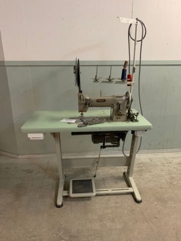 1261925-1 Sewing machine PFAFF 142-85 C