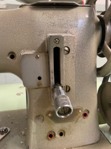 1261925-7 Sewing machine PFAFF 142-85 C