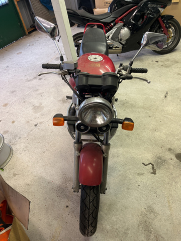 1286463-4 Motorcycle Honda NTV 650 REVERE -1990 (Repair object)