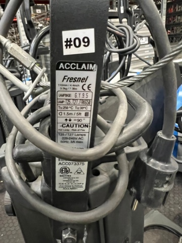 1310587-5 Selecon Acclaim Fresnel 650w 2pcs