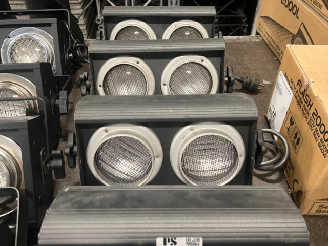 1310437-3 DTS Flash 2000L Blinder 4pcs